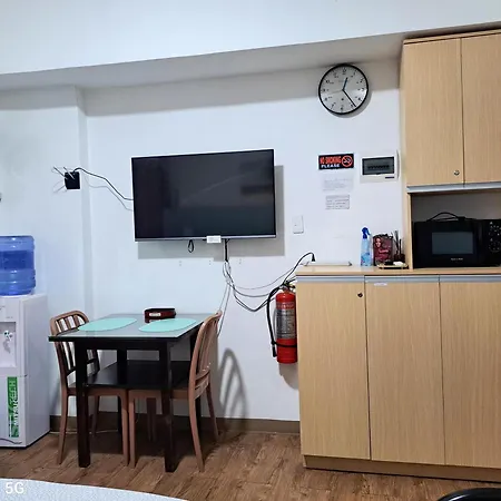 Cozy Condo Unit 5Mins From Mactan Cebu Int'L Airport With Netflix